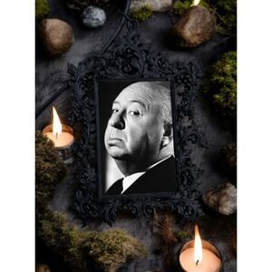 Alfred Hitchcock Pendant Movies Films Drama Horror Black and White